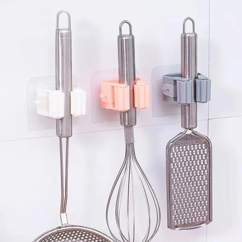 Acessório Autoadesivo Organizador de Vassouras para Cozinha e Banheiros